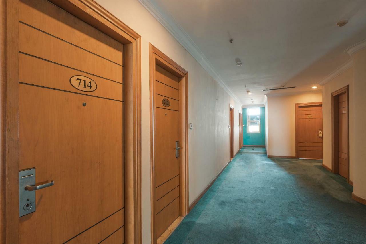 Hotel Bulevar Tanjung Duren Jakarta Kültér fotó