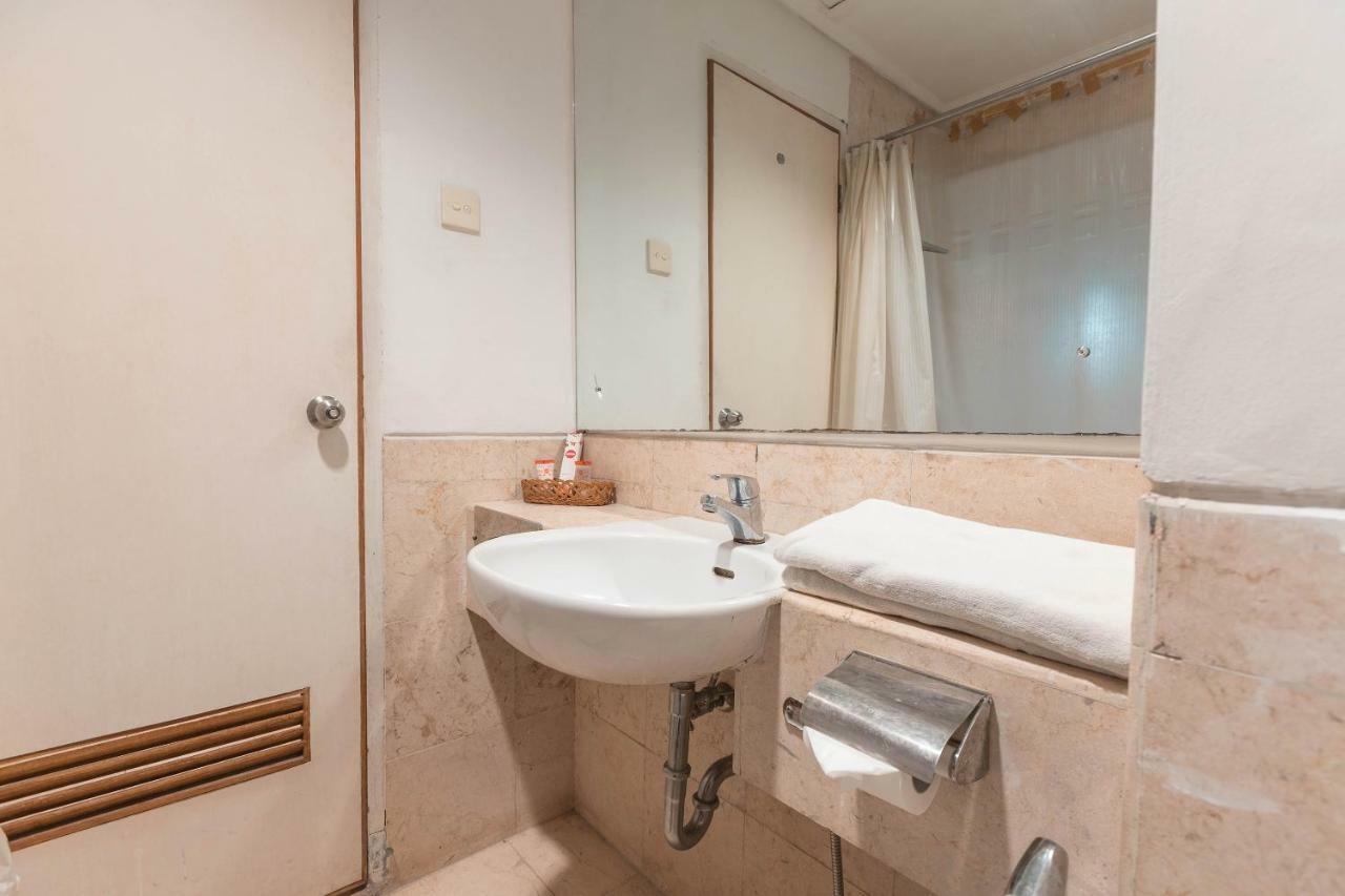 Hotel Bulevar Tanjung Duren Jakarta Kültér fotó
